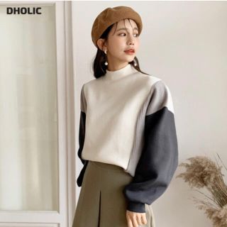 ディーホリック(dholic)のDHOLIC裏起毛配色スウェット新品未使用タグ付き(トレーナー/スウェット)