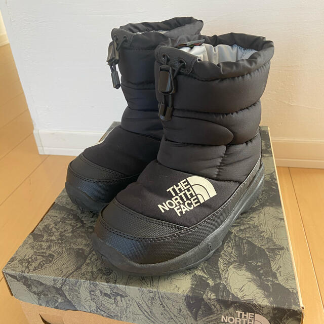 THE NORTH FACE(ザノースフェイス)のKOZEA様専用　　ノースフェイス　キッズ　ブーツ キッズ/ベビー/マタニティのキッズ靴/シューズ(15cm~)(ブーツ)の商品写真