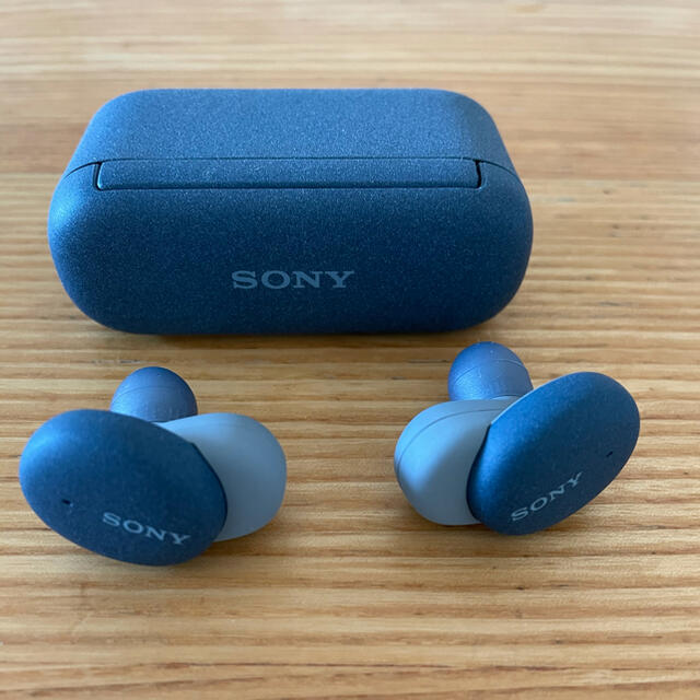 SONY(ソニー)のSONY ワイヤレスイヤホン WF-H800 ブルー スマホ/家電/カメラのオーディオ機器(ヘッドフォン/イヤフォン)の商品写真