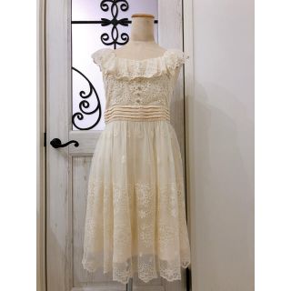 ジルスチュアート(JILLSTUART)のジルスチュアート　カットワークレース　ワンピース　4  お花　白(ミニワンピース)