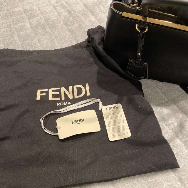 FENDI(フェンディ)のFENDI♡プチ2JOUR レディースのバッグ(ハンドバッグ)の商品写真