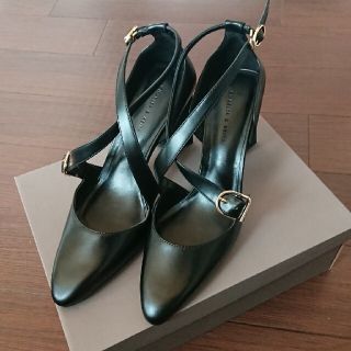 チャールズアンドキース(Charles and Keith)のCHARLES&KEITH パンプス ブラック(ハイヒール/パンプス)