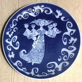 ロイヤルコペンハーゲン(ROYAL COPENHAGEN)の［マザーズプレート　ロイヤルコペンハーゲンイヤープレート　1972年(陶芸)