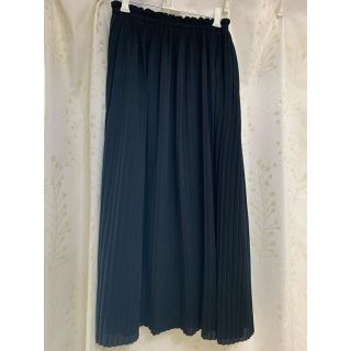 ダブルクローゼット(w closet)のw closet ブラックシアープリーツスカート(ロングスカート)