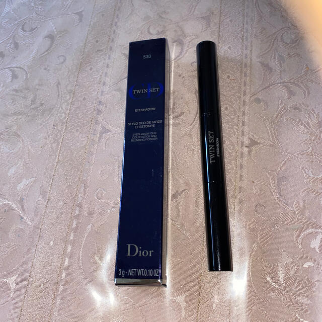 Dior(ディオール)のDIOR ツインアイシャドウ限定 コスメ/美容のベースメイク/化粧品(アイシャドウ)の商品写真