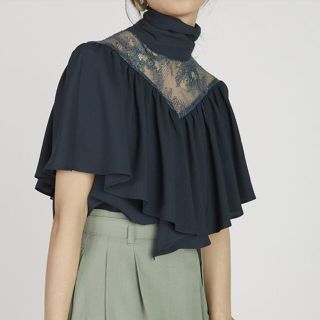 アメリヴィンテージ(Ameri VINTAGE)のRANDEBOO Lace cape blouse(シャツ/ブラウス(半袖/袖なし))