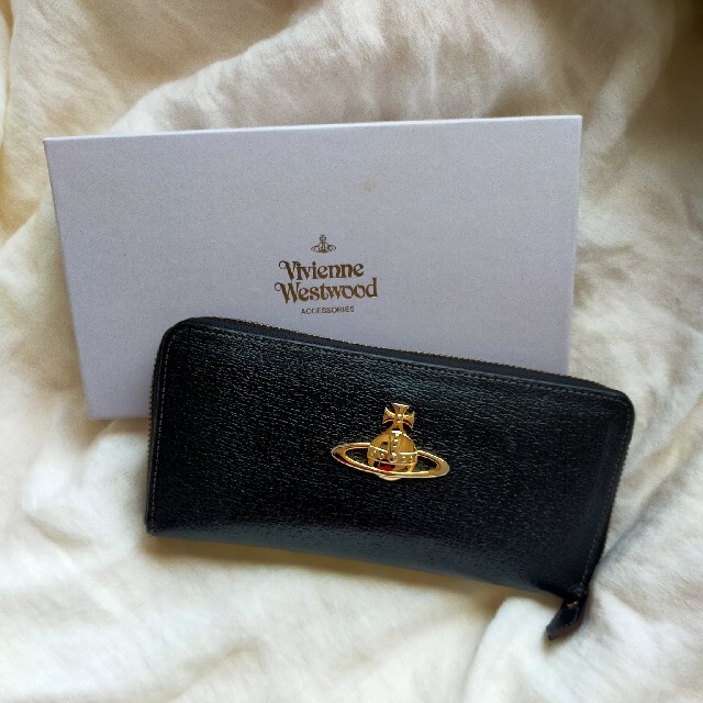 ☆2月28日まで☆Vivienne Westwood　長財布