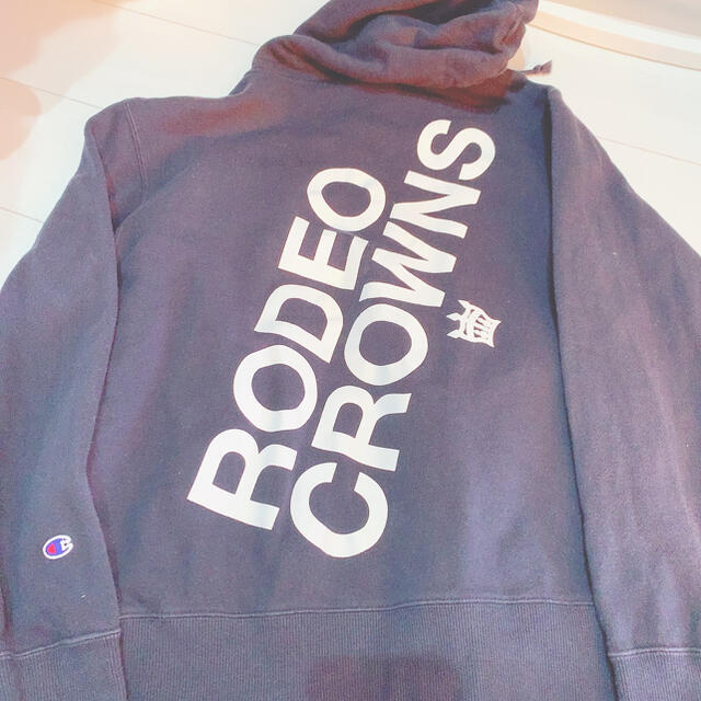 RODEO CROWNS WIDE BOWL(ロデオクラウンズワイドボウル)のChampion × RODEOCROWNS レディースのトップス(パーカー)の商品写真