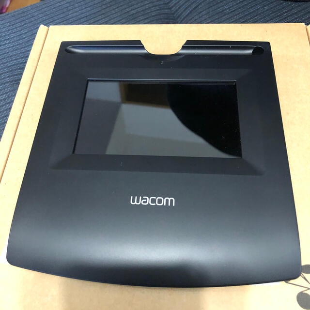 Wacom(ワコム)のLCD signature tablet スマホ/家電/カメラのPC/タブレット(タブレット)の商品写真