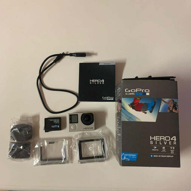 GoPro(ゴープロ)のGoPro HERO4 SILVER スマホ/家電/カメラのカメラ(コンパクトデジタルカメラ)の商品写真