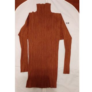 プリーツプリーズイッセイミヤケ(PLEATS PLEASE ISSEY MIYAKE)のイッセイミヤケ　プリーツプリーツ♡(カットソー(長袖/七分))