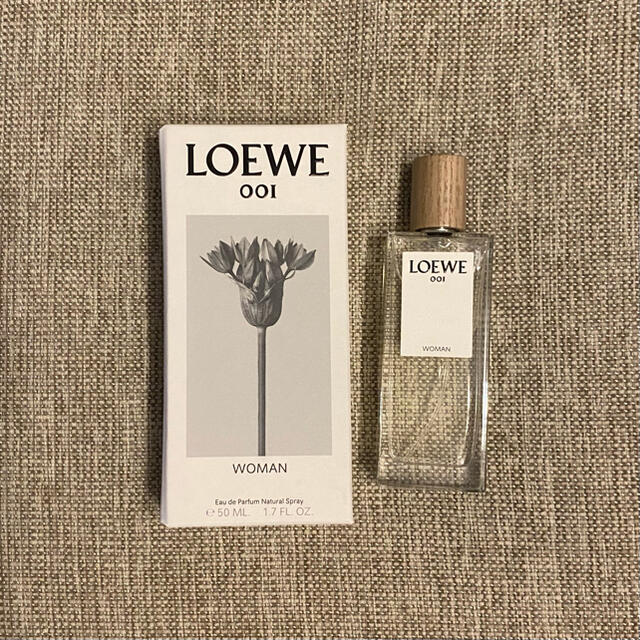 LOEWE(ロエベ)のLOEWE オードパルファム 50ml コスメ/美容の香水(香水(女性用))の商品写真