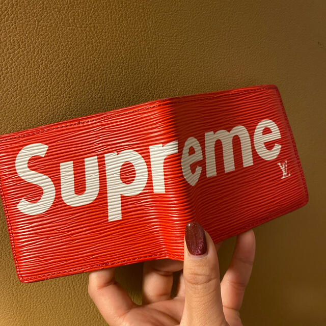 Supreme(シュプリーム)のsupreme レディースのファッション小物(財布)の商品写真