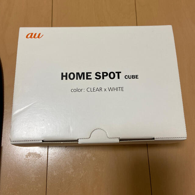 au(エーユー)のau HOME SPOT cube ホームスポット　キューブ スマホ/家電/カメラのPC/タブレット(PC周辺機器)の商品写真