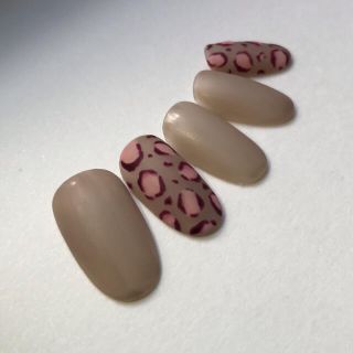 マットヒョウ柄ネイル♥ジェルネイル♥ minnail コスメ/美容のネイル(つけ爪/ネイルチップ)の商品写真