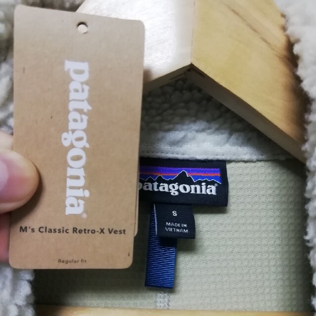 patagonia(パタゴニア)のpatagonia　パタゴニア　レトロX　ベスト　ナチュラル　S メンズのトップス(ベスト)の商品写真