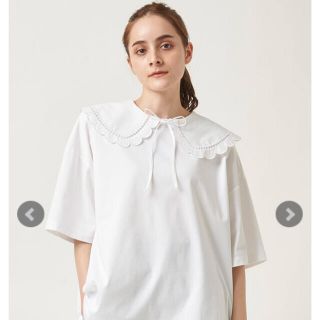 お手軽価格で贈りやすい 美品♡yoriヨリ スカラップカラー カットソー