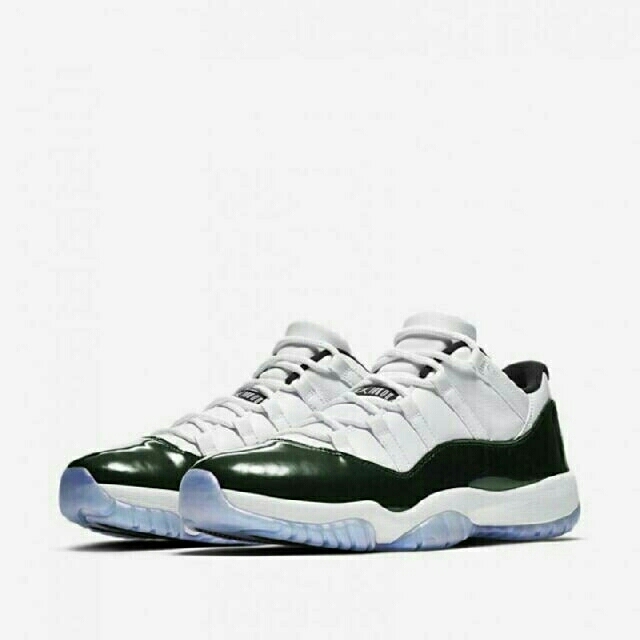 AIR JORDAN 11 Low“EASTER”イースター