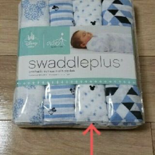 エイデンアンドアネイ(aden+anais)のおくるみ　swaddleplus　1枚　ミッキー(おくるみ/ブランケット)