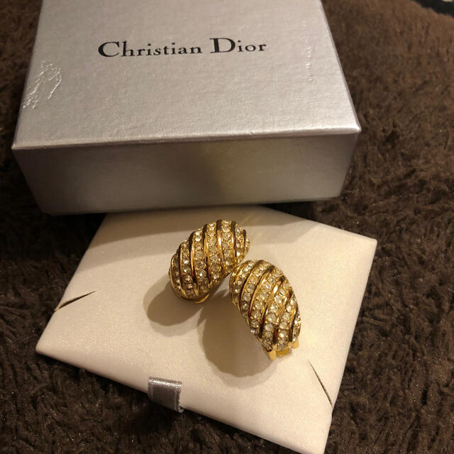 Dior【超希少品】Christian Dior ヴィンテージイヤリング 小花モチーフ