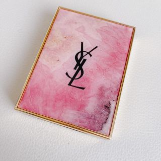 イヴサンローランボーテ(Yves Saint Laurent Beaute)の新品 イヴサンローラン ボーホーストーンフェイス(フェイスパウダー)