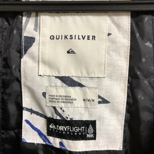 QUIKSILVER(クイックシルバー)のクイックシルバー　ボードウェア スポーツ/アウトドアのスノーボード(ウエア/装備)の商品写真