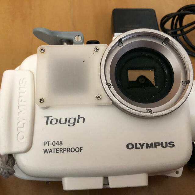 OLYMPUS(オリンパス)のOLYMPUS ミュー　tough 6020  ハウジングセット スマホ/家電/カメラのカメラ(コンパクトデジタルカメラ)の商品写真