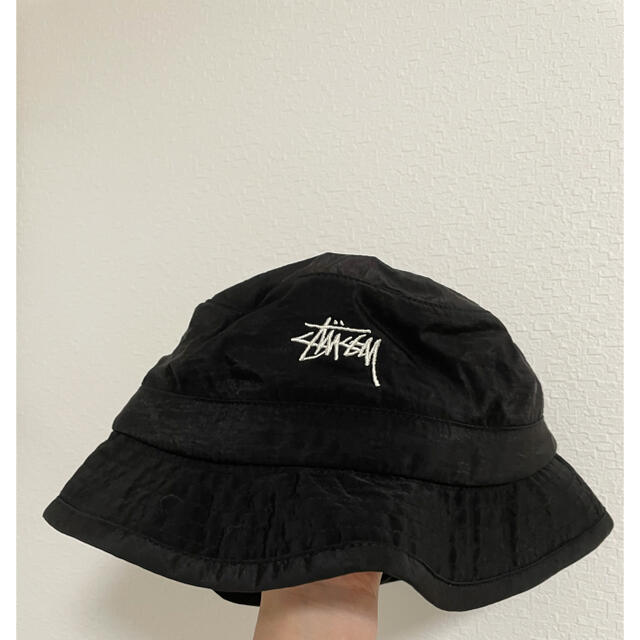 STUSSY(ステューシー)のMETALLIC NYLON BUNGEE BUCKET メンズの帽子(ハット)の商品写真