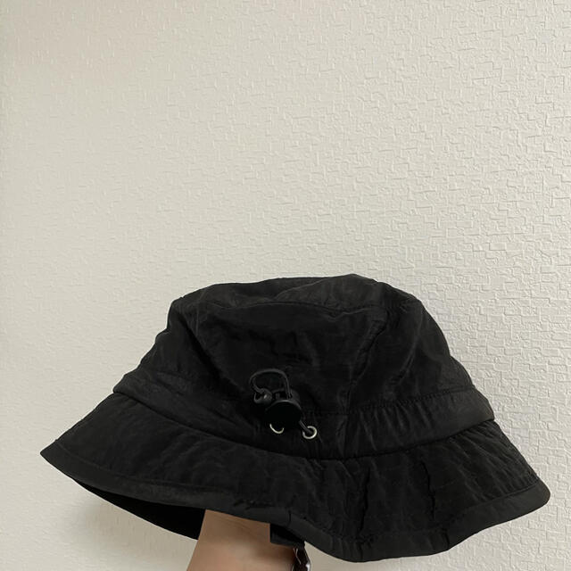 STUSSY(ステューシー)のMETALLIC NYLON BUNGEE BUCKET メンズの帽子(ハット)の商品写真