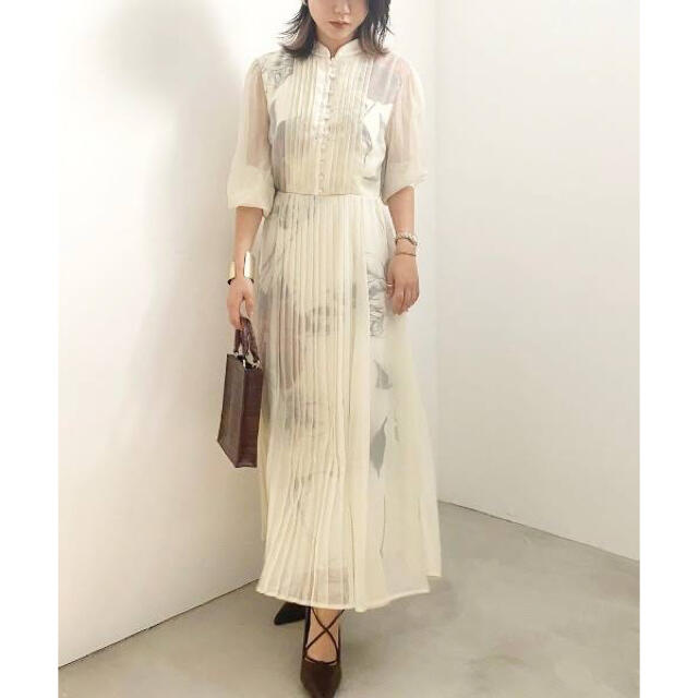 Ameri VINTAGE(アメリヴィンテージ)の田中みな実着用 Ameri Vintage Ella Veil Dress 貴重 レディースのワンピース(ロングワンピース/マキシワンピース)の商品写真