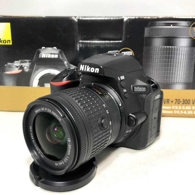 Nikon(ニコン)のNikon  D5600 AF-P 18-55 VR KIT 4407ショット スマホ/家電/カメラのカメラ(デジタル一眼)の商品写真