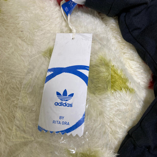 adidas(アディダス)のadidas Rita oraコラボ　派手かわレギンス レディースのレッグウェア(レギンス/スパッツ)の商品写真