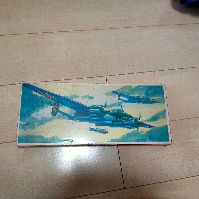 値下げ(輸入品未組立)  TU-2 Russian Bomber 1/72