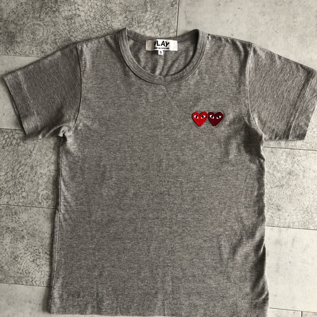 COMME des GARCONS(コムデギャルソン)のコムデギャルソンplay ツインハートTシャツ レディースのトップス(Tシャツ(半袖/袖なし))の商品写真