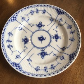 ロイヤルコペンハーゲン(ROYAL COPENHAGEN)のロイヤルコペンハーゲン  ブルーフルーテッド　プレート　22cm(食器)