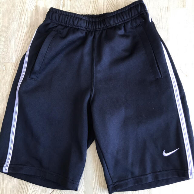 NIKE(ナイキ)のナイキ　ハーフパンツ キッズ/ベビー/マタニティのキッズ服男の子用(90cm~)(パンツ/スパッツ)の商品写真