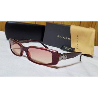 ブルガリ(BVLGARI)の正規未 レア ブルガリ パレンテシ装飾 グラデーションサングラス 茶系赤×クロス(サングラス/メガネ)