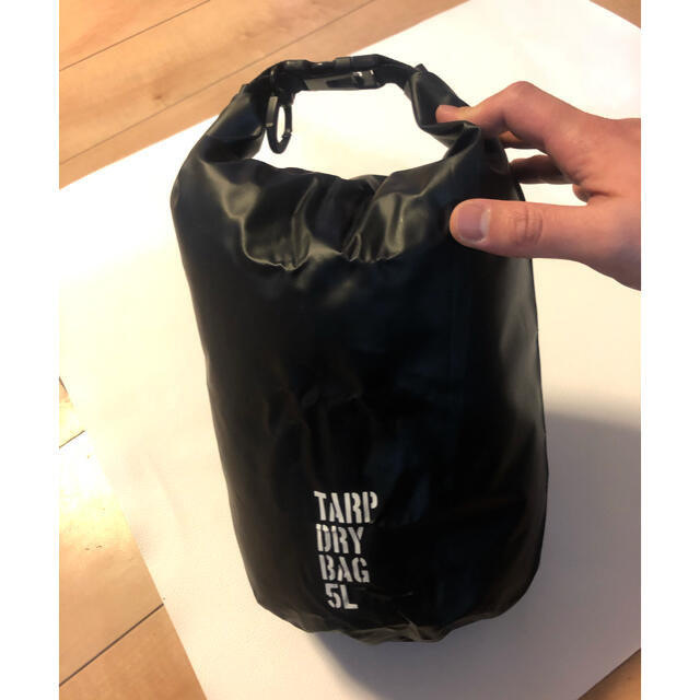 【新品未使用】防水バッグ5L ブラック メンズのバッグ(その他)の商品写真