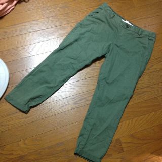 エイチアンドエム(H&M)の未使用＊H＆M＊カーキグリーン＊パンツ(チノパン)