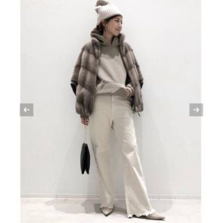 アパルトモンドゥーズィエムクラス(L'Appartement DEUXIEME CLASSE)のUPPER HIGHTS/TAYLOR CORDUROY DENIM 27(カジュアルパンツ)