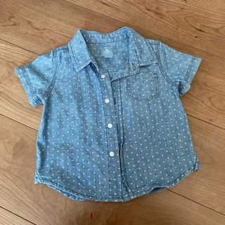 ベビーギャップ(babyGAP)の baby GAP ドット柄シャツ 70(シャツ/カットソー)