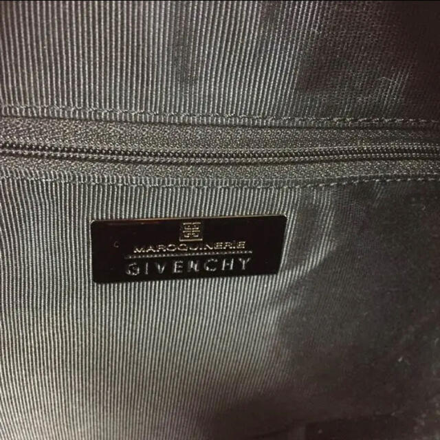 GIVENCHY(ジバンシィ)のお値下げ❣️☆美品☆GIVENCHY☆バッグ レディースのバッグ(ハンドバッグ)の商品写真