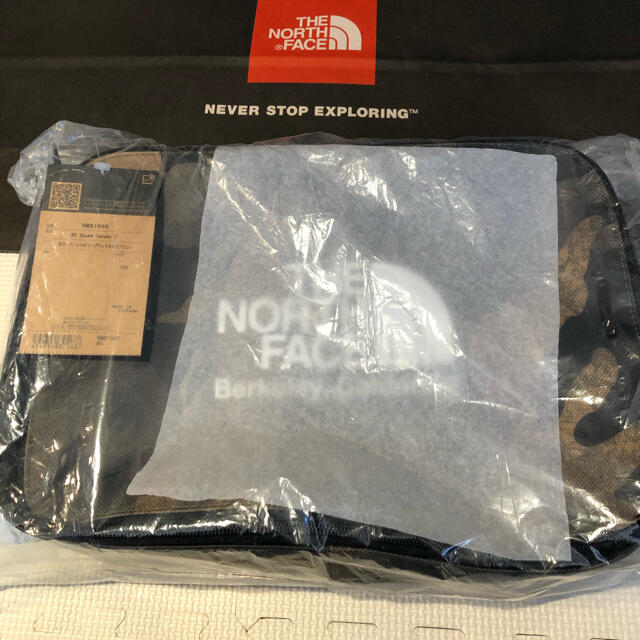 THE NORTH FACE(ザノースフェイス)のノースフェイス　バッグ ハンドメイドのファッション小物(バッグ)の商品写真