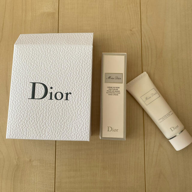 Dior  ハンドクリーム