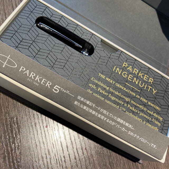 Parker(パーカー)のPARKER 未使用 INGENUITY ブラックCT 5th ボールペン インテリア/住まい/日用品の文房具(ペン/マーカー)の商品写真
