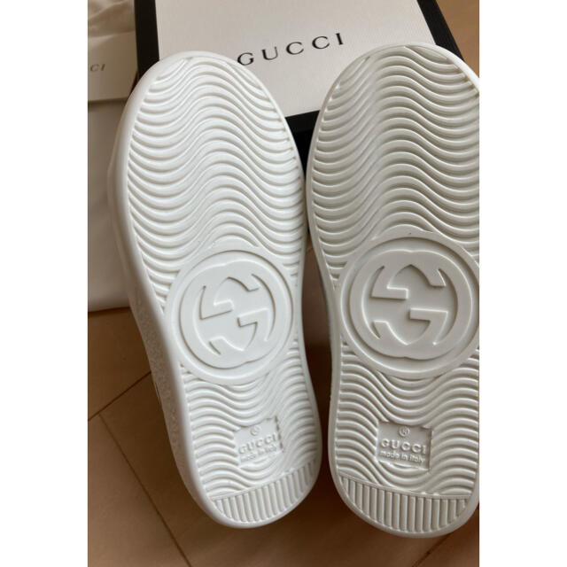 Gucci(グッチ)のGUCCIキッズ　スタービーエース　レザースニーカー キッズ/ベビー/マタニティのキッズ靴/シューズ(15cm~)(スニーカー)の商品写真