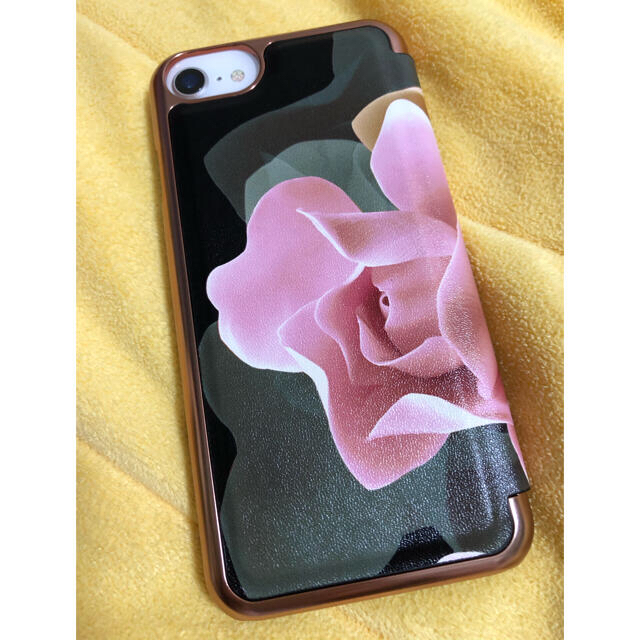 TED BAKER(テッドベイカー)のtedbaker☆スマホケース☆iPhone6/7/8/SE用 スマホ/家電/カメラのスマホアクセサリー(iPhoneケース)の商品写真