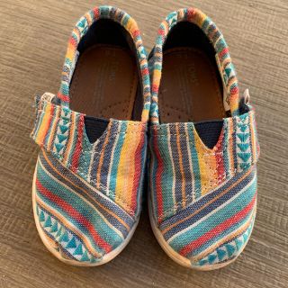 トムズ(TOMS)のTOMS ベビーシューズ　スリッポン　13cm(スリッポン)