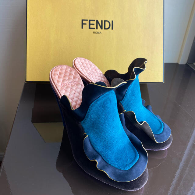 ♡FENDI♡ サンダル