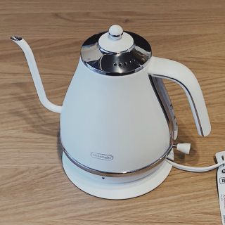 デロンギ(DeLonghi)の【美品送料込】デロンギ ケトル アイコナ(電気ケトル)